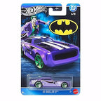 Hot Wheels Toy Car, Batman-Themed 1:64 Scale Batman