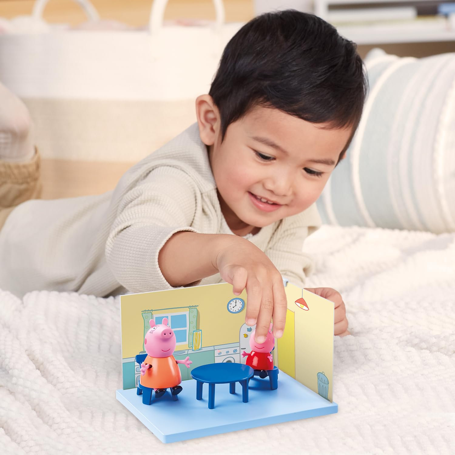 Original Hasbro PEPPA PIG Kitchen Themed Preschool Toy with Mummy Pig, Includes 2 Poseable Figures, Accessories and Scene Cards Playset, Ages 3 Birthday Gift Toys for Kids,Playsets