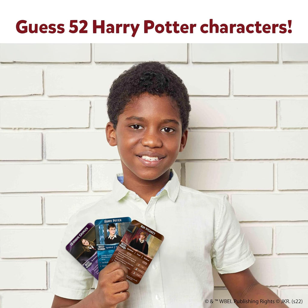 Skillmatics Guess in 10 Disney, Card Game for Girls, Boys, Kids, Teens, Adults, Who Love Cinderella, Mickey Mouse, Moana, Gifts for Ages 6, 7, 8, 9 and Up